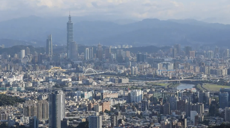 台湾専門家「両岸は平和と安定を守るべき」最近の緊張を解説 video poster