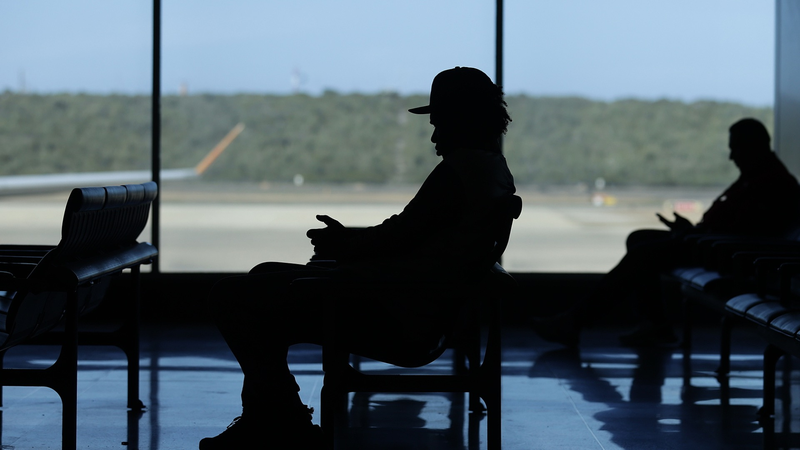 ベネズエラが米国の「領空閉鎖」発言を非難　主権と国際法はどうなる？