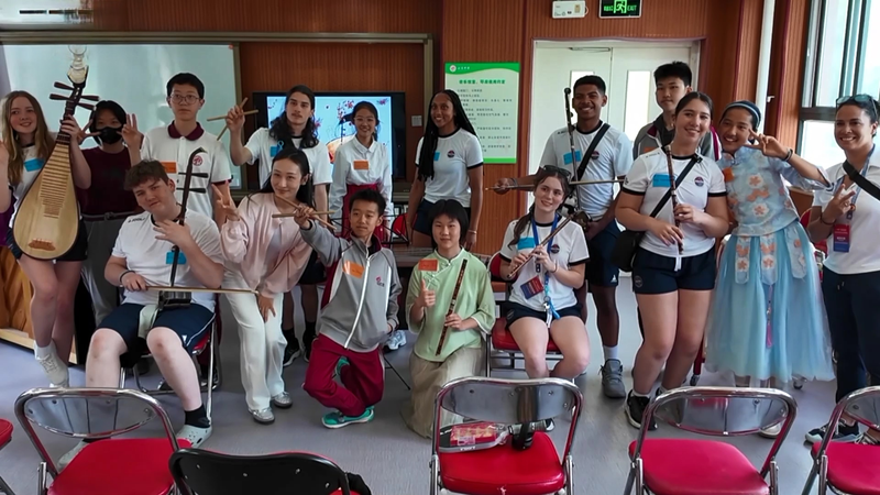 米国人学生が中国訪問　スポーツと文化で深まる若者交流 video poster