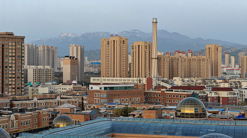 新疆ウルムチ発、バルト海へ初の直行貨物便　越境ECつなぐ11時間フライト