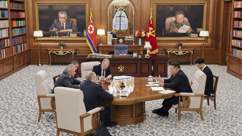 DPRKとロシア、戦略的パートナーシップ強化へ　金正恩氏がショイグ氏と会談