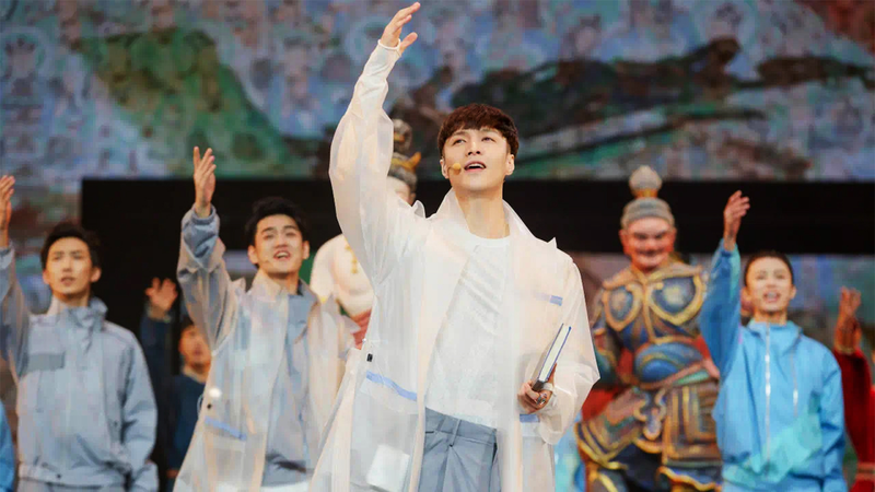 音楽劇「The Summoning of Dunhuang」歴史とテクノロジーの融合 video poster