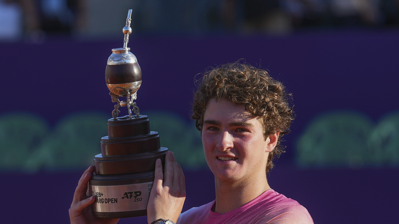18歳ジョアン・フォンセカ、初のATPツアー優勝　男子テニス新星が快進撃