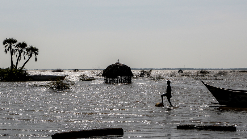 ケニア沿岸都市モンバサで豪雨、外壁倒壊で5人死亡