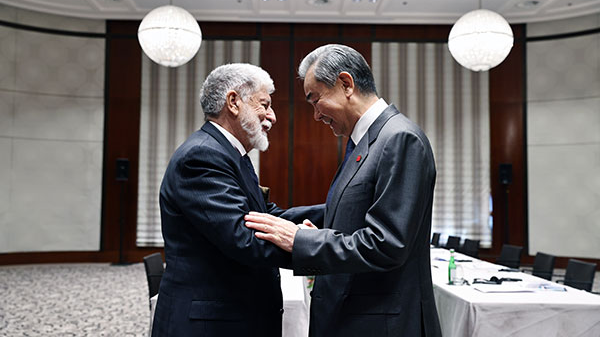 中国とブラジルが協力深化へ　王毅外相、ミュンヘンで連携強化を確認