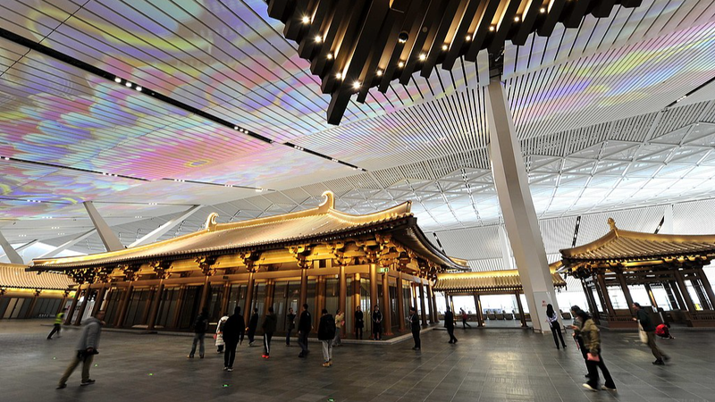 西安の国際空港に世界初の空港内考古学博物館　発掘2万点超を公開