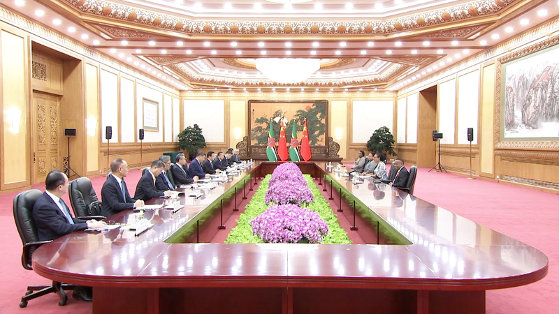 IGO13BFJZLWUUHV92J7F - NewsTomo – 日本語で読む、世界のニュースハブ 習近平氏 中国とドミニカは良き友人 女性リーダー会合に合わせ会談 video poster