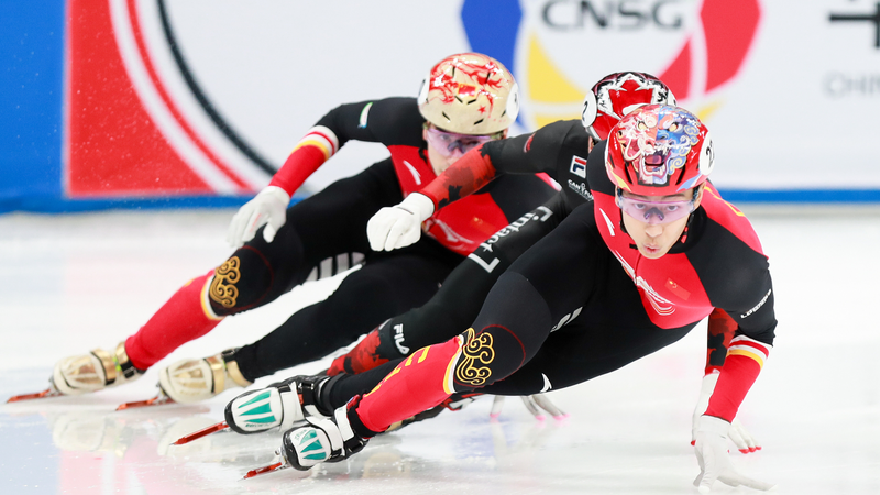 ショートトラック国際ニュース：カザフ五輪スターが北京で見たスピードと決意 video poster