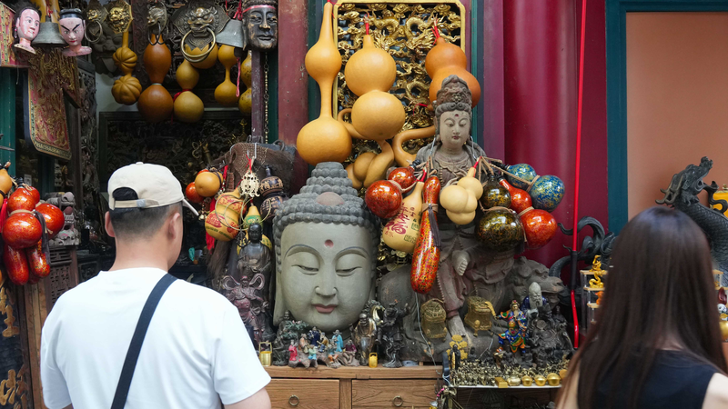 中国ローカル市場の素顔を追う