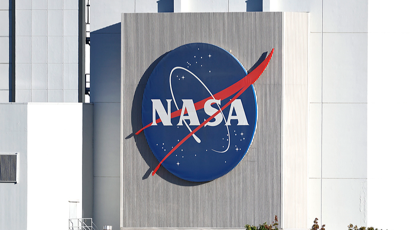 NASA、月面着陸船契約を再公募　SpaceX遅延でアルテミス計画に競争導入