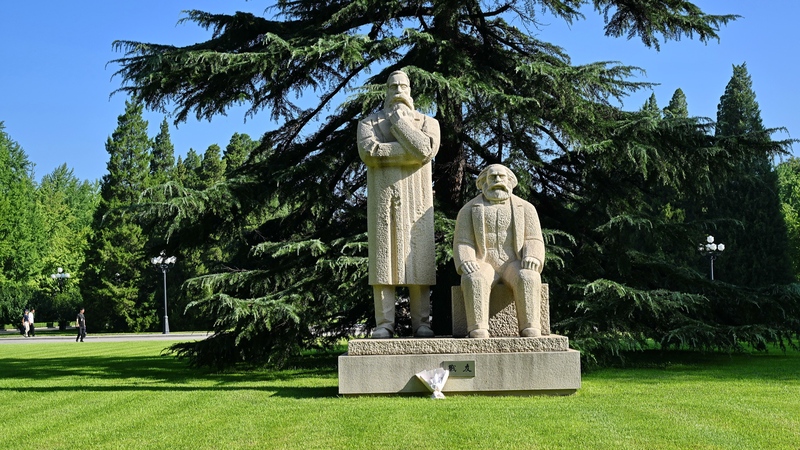 習近平氏、マルクス主義の中国化と時代への適応を強調　理論研究プロジェクト会議