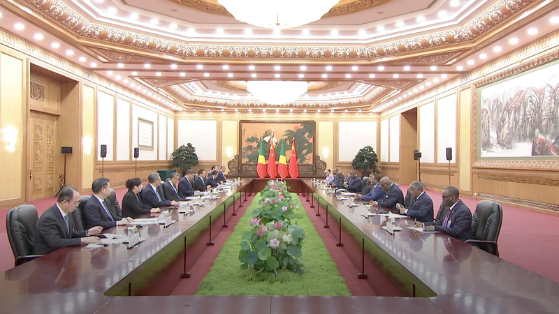 中国とコンゴ共和国が二国間関係を格上げ　共同未来を共有するハイレベル共同体へ video poster