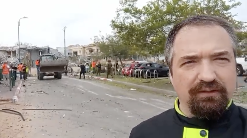 イランがイスラエルにミサイル攻撃　米軍の核施設空爆後に緊張高まる video poster