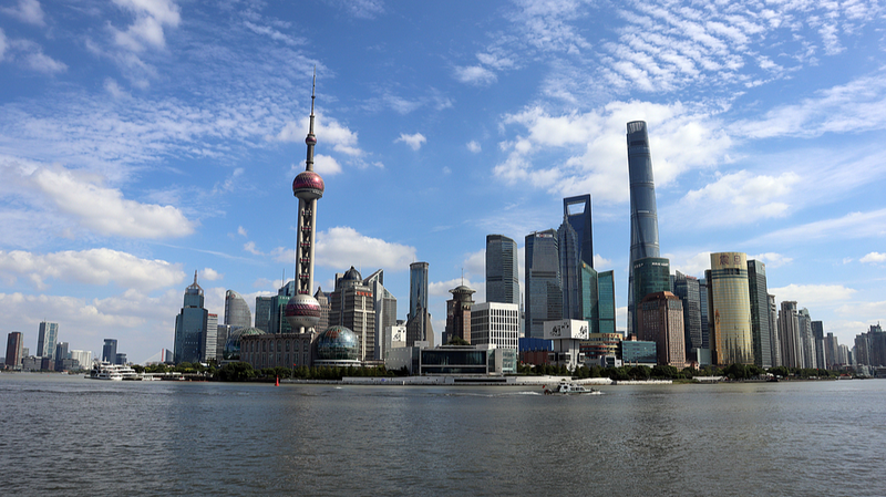 上海・浦東新区、外国人材呼び込みへ新たなビザ緩和策　電子ビザも全面試行