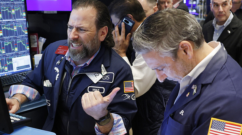 米国の関税ショック：自国経済も揺らす「貿易戦争2.0」