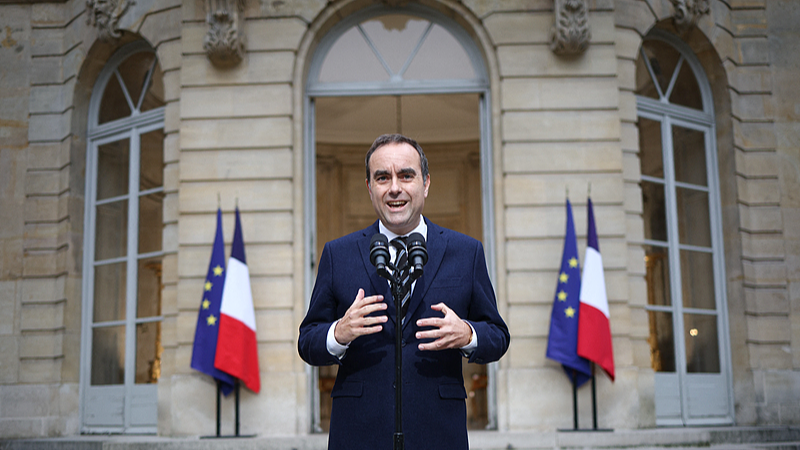フランス新首相ルコルニュ、初の内閣人事を発表　経済・防衛の要に誰が就任？