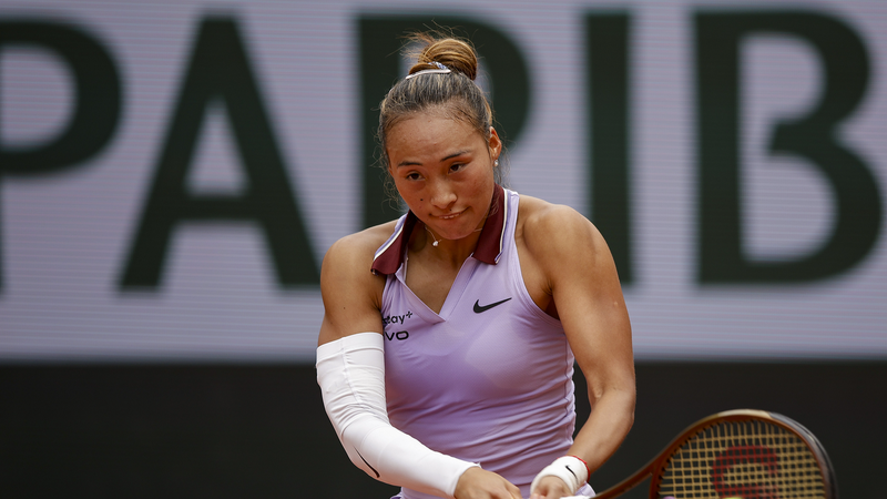 鄭欽文が全仏オープン3回戦進出　アランゴにストレート勝ち