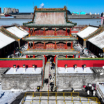 K9FB8HZ3WBVMU7GCOGB0 - NewsTomo – 日本語で読む、世界のニュースハブ 雪化粧の瀋陽故宮博物院、写真客が注目する「中国の美意識」