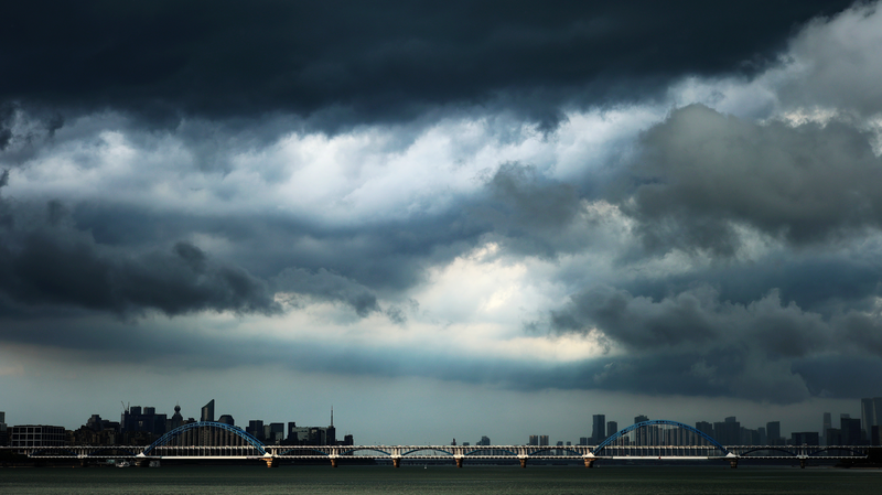 国際ニュース 超大型台風ラガサ接近 なぜ秋台風は勢力が落ちにくいのか