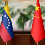 中国の王毅外相、ベネズエラ外相と電話会談　主権と「一方的ないじめ」反対を確認