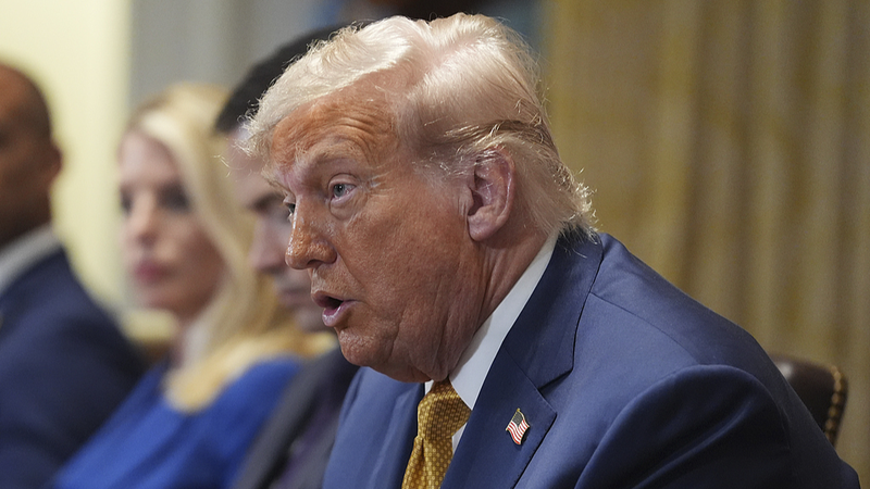 トランプ米大統領、8月1日の関税期限「延長なし」を改めて強調