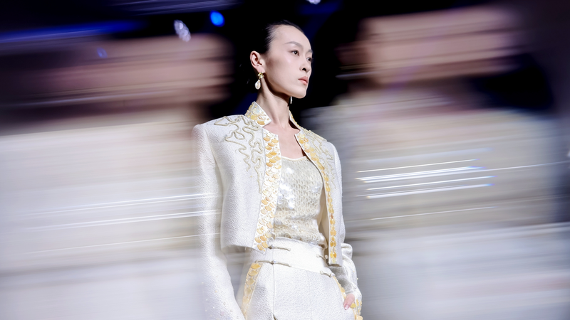 北京ファッションウィーク開幕　伝統と革新が交差するNew Wave, New Power video poster