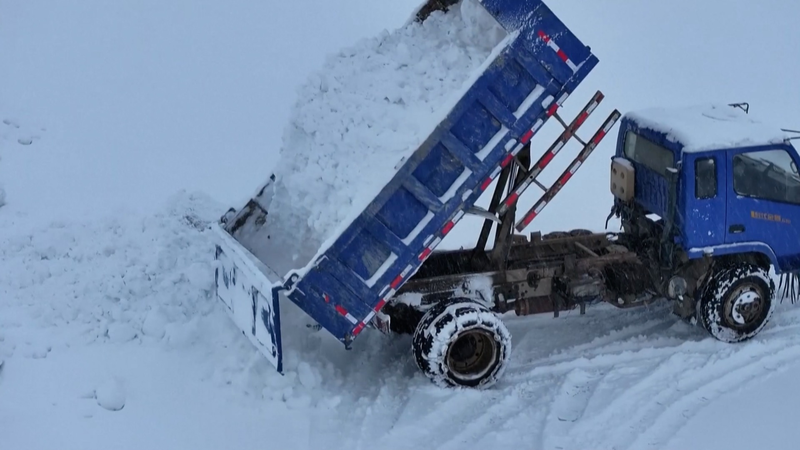 中国各地で寒波　弱まりつつも北東部で雪続く【国際ニュース】 video poster