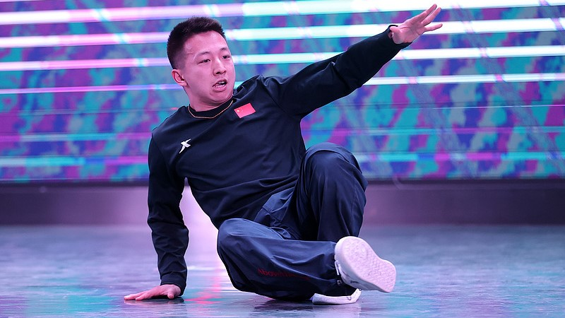 中国ブレイキン主将 Shang、「成都ワールドゲームズ」で目指すもの video poster