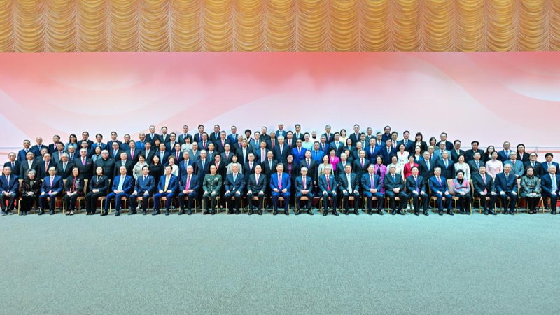 習近平氏がマカオ各界と会合　マカオ返還25周年を前に結束訴え