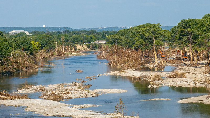 米国2025年豪雨と鉄砲水　記録的警報が示す気候リスク