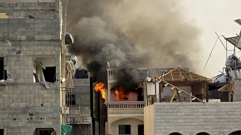 ガザの病院急襲でパレスチナ人240人拘束　医療現場に何が起きているのか