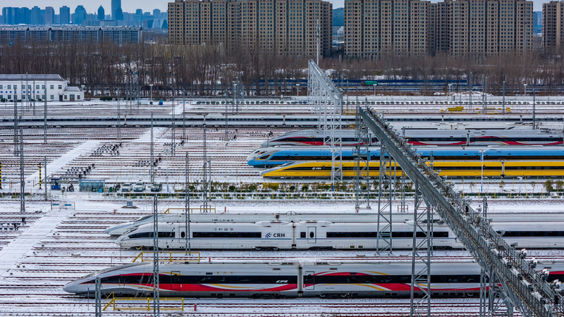 習近平氏、2026年開始の第15次五カ年計画へ「中国の奇跡」新章を呼びかけ video poster