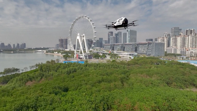 急成長する低空経済、ドローンが生み出す新たな仕事 video poster