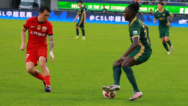 中国スーパーリーグ：上海海港が河南に快勝、北京国安を追走
