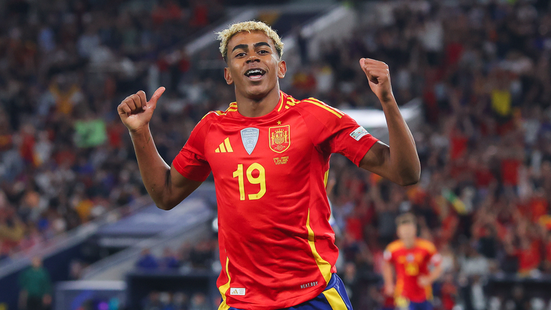 ラミン・ヤマル17歳、フランス粉砕　ネーションズLでスペインが5-4勝利