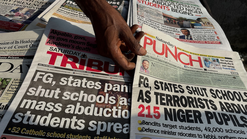 ナイジェリアで誘拐の女子生徒24人解放　大統領が救出確認