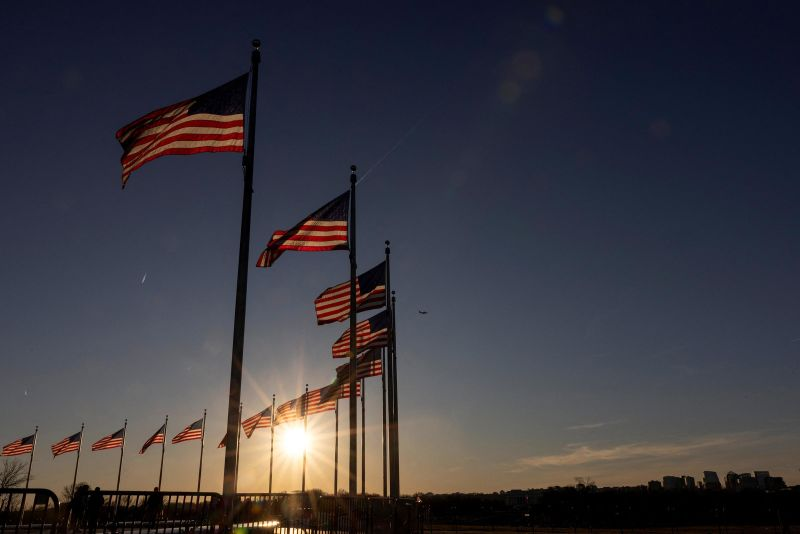 トランプ政権、世界で約30の米大使館・領事館閉鎖を検討か