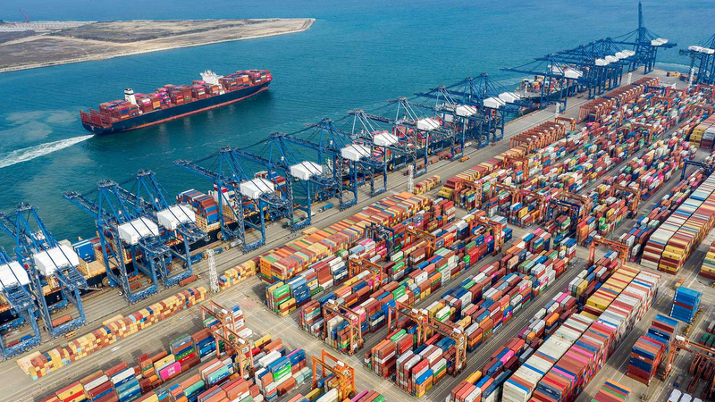 中国の外国貿易法改正案、越境金融を後押しへ—全人代常務委が12月22日から審議 video poster