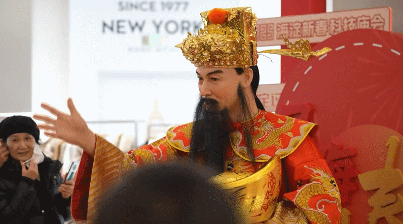 春節の中国でロボットが活躍　AIと伝統文化がつなぐ新しい祝祭風景