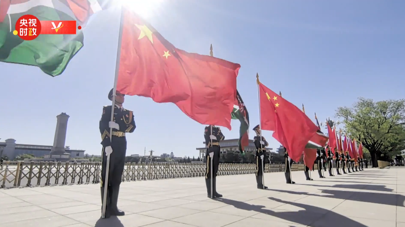 習近平氏、ケニアのルト大統領を歓迎　北京で国賓式典