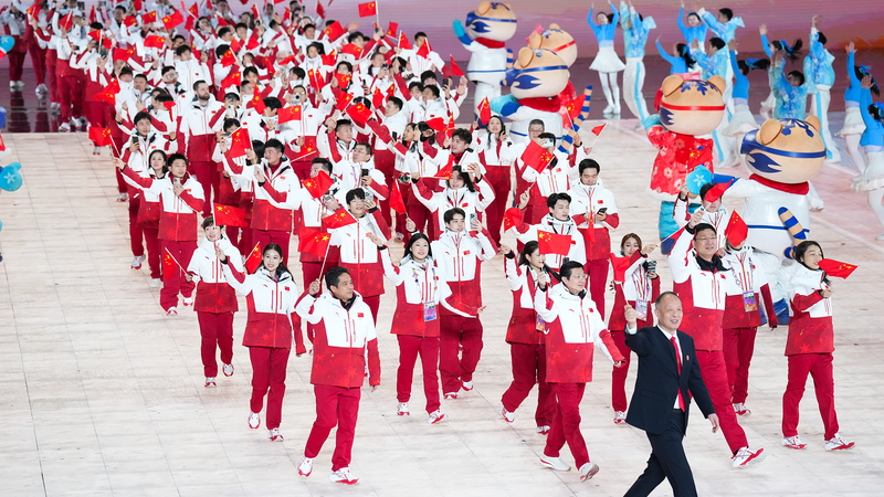 ハルビンで第9回アジア冬季競技大会開幕　中国代表団が堂々の入場