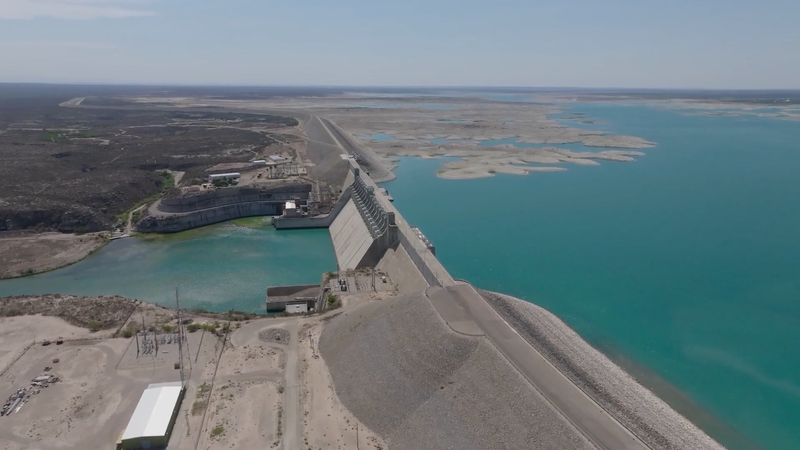 米国・メキシコ国境で高まる「水」をめぐる攻防とトランプ政権 video poster