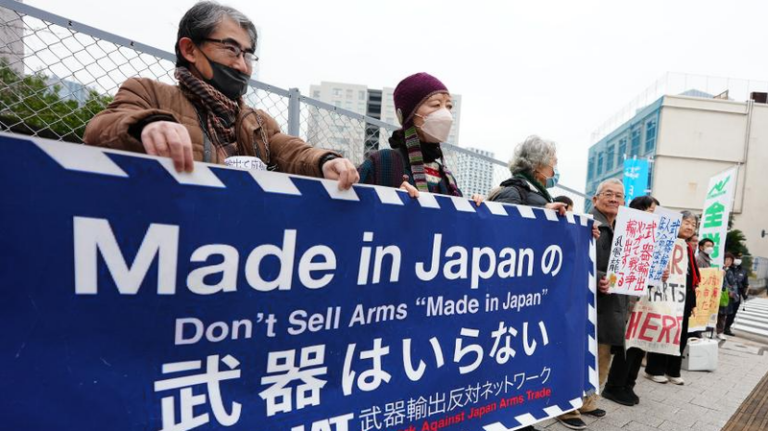 武器輸出規制の大幅緩和に反対集会　自民党本部前で「Made in Japan武器を売るな」