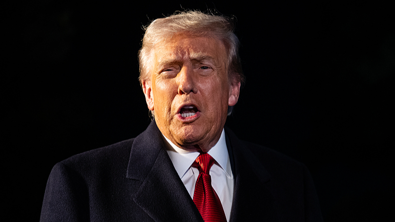 N7O6231FJB5KZ90IITUR - NewsTomo – 日本語で読む、世界のニュースハブ トランプ米大統領がカナダに追加10%関税方針 反関税テレビ広告に反発