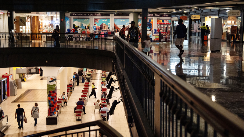 米国の消費者マインドが9月に悪化　インフレと雇用不安が重しに