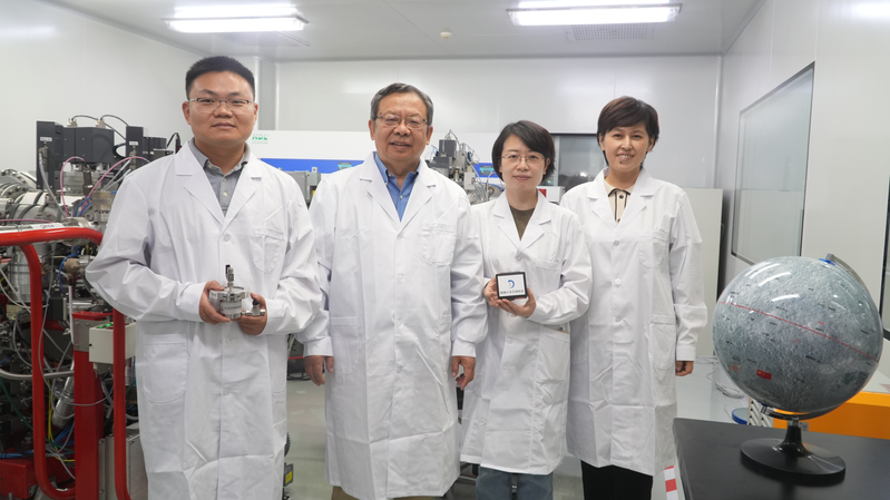 嫦娥6号が持ち帰った月の裏側サンプル　中国科学者が「より冷たいマントル」を報告