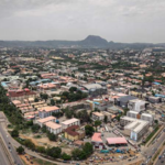 ナイジェリア中部で旅行者28人誘拐、警察が救出作戦　プラトー州