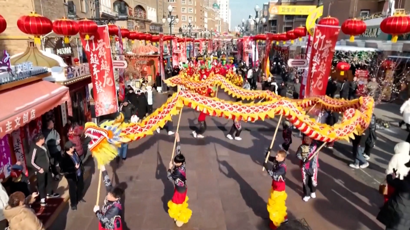 中国本土の Little New Year：Kitchen God Festival に見る現代の伝統 video poster