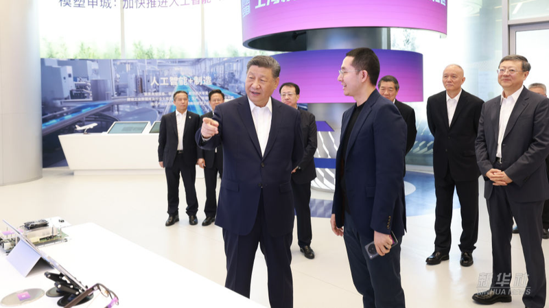 習近平氏が上海のAI産業を視察　若者に託す「戦略産業」