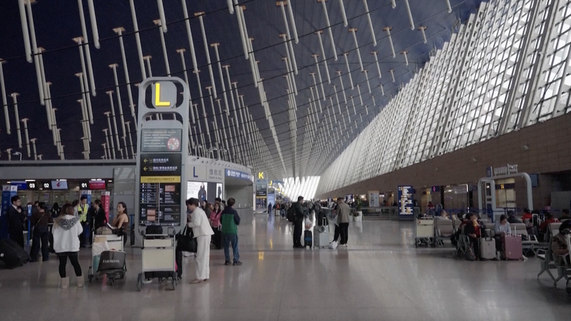 中国人観光客が日本回避 タイなどにシフトする「Takaichi Fallout」 video poster